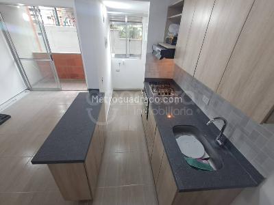 Apartamento de 3 alcobas en venta en Niquia, Bello, 56 m² · foto 3 de 20
