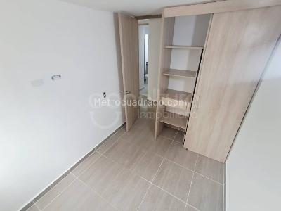 Apartamento de 3 alcobas en venta en Niquia, Bello, 56 m² · foto 9 de 20