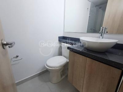 Apartamento de 3 alcobas en venta en Niquia, Bello, 56 m² · foto 13 de 20