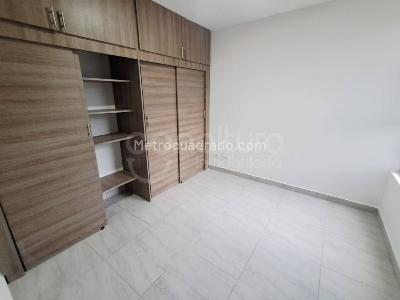 Apartamento de 2 alcobas en venta en Niquia, Bello, 40 m² · foto 9 de 20