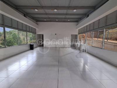 Apartamento de 2 alcobas en venta en Niquia, Bello, 40 m² · foto 18 de 20
