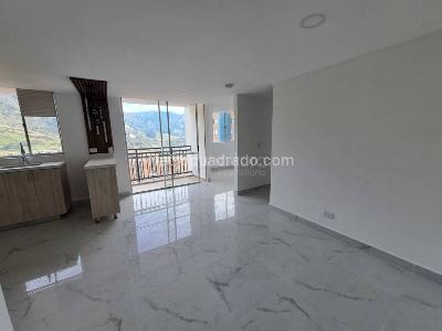 Apartamento de 2 alcobas en venta en Santa Ana, Bello, 63 m² · foto 3 de 12