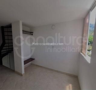 Apartamento de 4 alcobas en venta en Terranova, Bello, 58 m² · foto 10 de 19