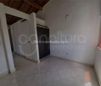 Apartamento de 4 alcobas en venta en Terranova, Bello, 58 m² · foto 11 de 19