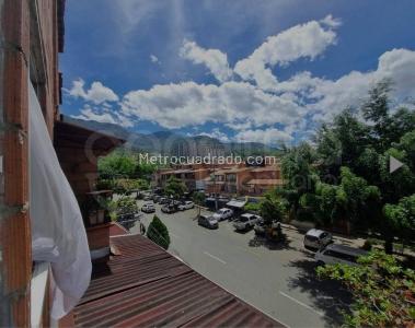 Apartamento de 4 alcobas en venta en Terranova, Bello, 58 m² · foto 17 de 19