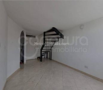 Apartamento de 4 alcobas en venta en Terranova, Bello, 58 m² · foto 3 de 19