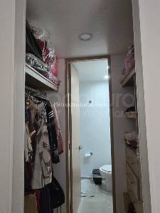 Apartamento en venta en Loma Del Indio, Medellín · foto 11 de 17