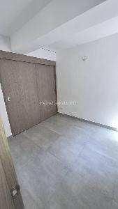 Apartamento de 2 alcobas en venta en Madera, Bello, 40 m² · foto 4 de 6