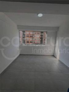 Apartamento de 2 alcobas en venta en Madera, Bello, 40 m² · foto 2 de 10