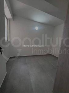 Apartamento de 2 alcobas en venta en Madera, Bello, 40 m² · foto 5 de 10