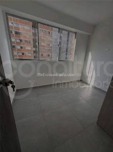 Apartamento de 2 alcobas en venta en Madera, Bello, 40 m² · foto 8 de 10