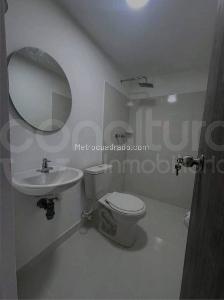 Apartamento de 2 alcobas en venta en Madera, Bello, 40 m² · foto 9 de 10