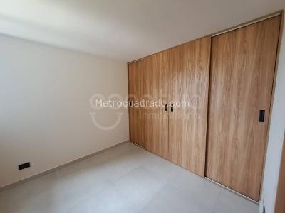 Apartamento de 2 alcobas en venta en Serramonte, Bello, 54 m² · foto 9 de 15