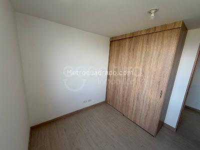 Apartamento de 2 alcobas en venta en Robledo, Medellín, 71 m² · foto 11 de 20