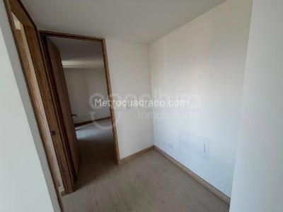 Apartamento de 2 alcobas en venta en Robledo, Medellín, 71 m² · foto 6 de 20