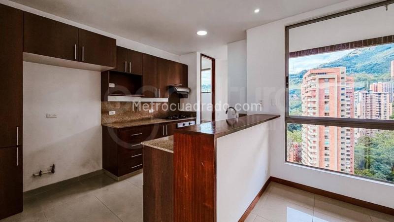 Apartamento en Arriendo, El Tesoro, Medellín