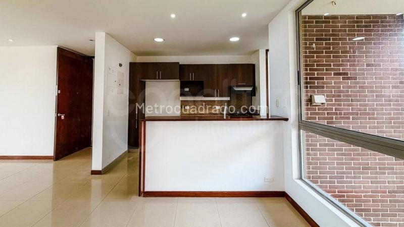 Apartamento en Arriendo, El Tesoro, Medellín - 2