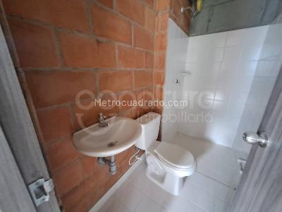 Apartamento de 2 alcobas en venta en Santa Ana, Bello, 52 m² · foto 7 de 8