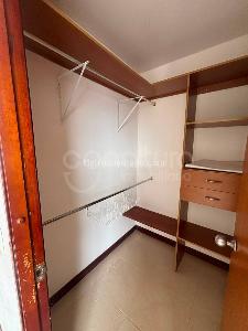 Apartamento de 3 alcobas en arriendo en Loma De Los Parra, Medellín, 153 m² · foto 11 de 19