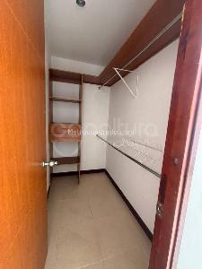 Apartamento de 3 alcobas en arriendo en Loma De Los Parra, Medellín, 153 m² · foto 12 de 19