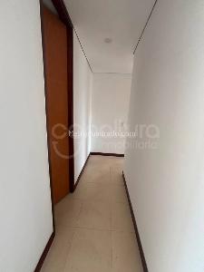 Apartamento de 3 alcobas en arriendo en Loma De Los Parra, Medellín, 153 m² · foto 7 de 19
