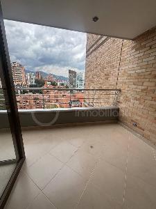 Apartamento de 3 alcobas en arriendo en Loma De Los Parra, Medellín, 153 m² · foto 17 de 18