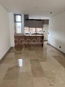 Apartamento de 3 alcobas en arriendo en Loma De Los Parra, Medellín, 153 m² · foto 4 de 18