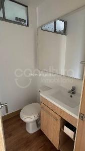 Apartamento de 3 alcobas en arriendo en Santa Fe, Medellín, 94 m² · foto 8 de 8