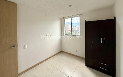Apartamento de 3 alcobas en venta en Amazonia, Bello, 72 m² · foto 12 de 17