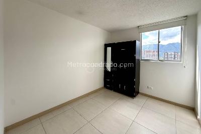 Apartamento de 3 alcobas en venta en Amazonia, Bello, 72 m² · foto 4 de 17