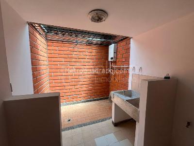 Apartamento en arriendo en El Tesoro, Medellín · foto 15 de 17