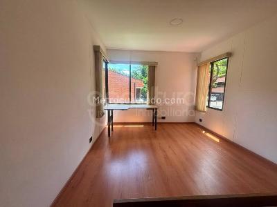 Apartamento en arriendo en El Tesoro, Medellín · foto 9 de 17