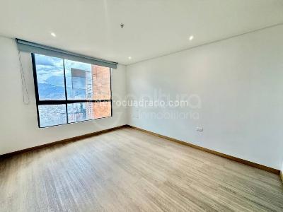 Apartaestudio en arriendo en El Poblado, Medellín, 67 m² · foto 10 de 19