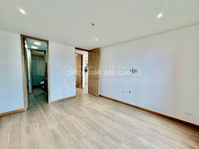 Apartaestudio en arriendo en El Poblado, Medellín, 67 m² · foto 9 de 19