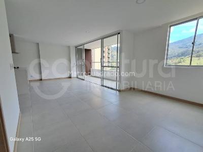 Apartamento en venta en Loma San Jose, Sabaneta · foto 6 de 16