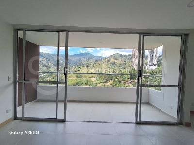 Apartamento en venta en Loma San Jose, Sabaneta · foto 7 de 16
