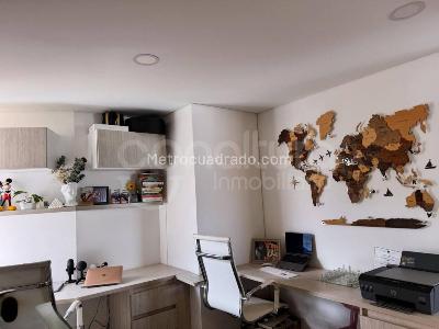 Apartamento de 2 alcobas en venta en Los Balsos, Medellín, 129 m² · foto 5 de 13