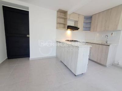 Apartamento de 2 alcobas en venta en Amazonia, Bello, 52 m² · foto 3 de 17