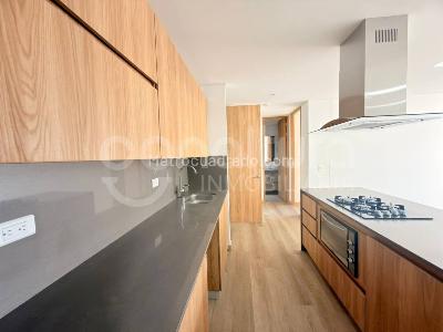 Apartamento en venta en Los Colores, Medellín · foto 6 de 20