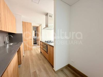 Apartamento en venta en Los Colores, Medellín · foto 7 de 20