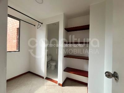 Apartamento de 3 alcobas en arriendo en Los Balsos, Medellín, 145 m² · foto 11 de 13