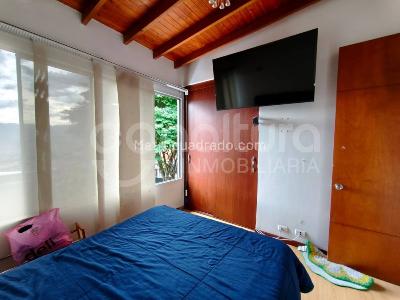 Casa en venta en Las Palmas, Medellín · foto 11 de 17