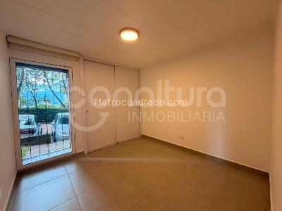 Apartamento de 2 alcobas en arriendo en Loma De Los Parra, Medellín, 76 m² · foto 12 de 15