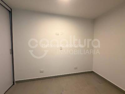 Apartamento de 2 alcobas en arriendo en Loma De Los Parra, Medellín, 76 m² · foto 14 de 15