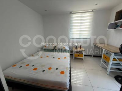 Apartamento en venta en Calasanz, Medellín · foto 10 de 18