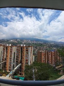 Apartamento en venta en Calasanz, Medellín · foto 10 de 11