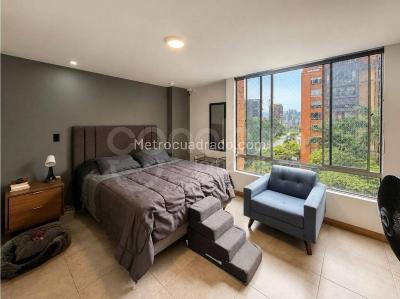 Apartamento de 3 alcobas en venta en El Poblado, Medellín, 101 m² · foto 11 de 19