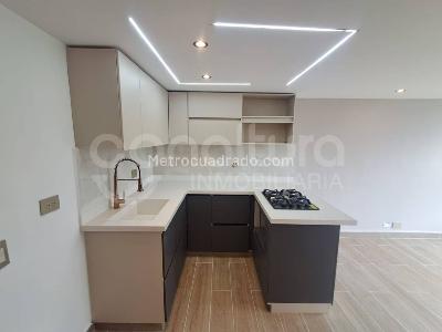 Apartamento de 2 alcobas en venta en Pan De Azucar, Sabaneta, 53 m² · foto 2 de 17