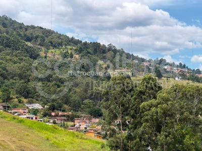 Apartamento de 3 alcobas en venta en Robledo, Medellín, 47 m² · foto 9 de 18