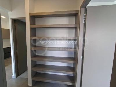 Apartamento de 2 alcobas en venta en San Remo, Sabaneta, 58 m² · foto 10 de 15